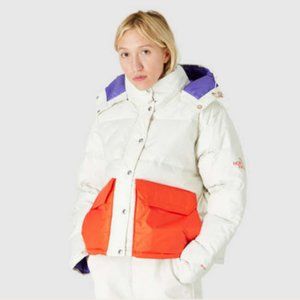 The North Face W Color Block Sierra Crop Parka- Size M- Vintage White